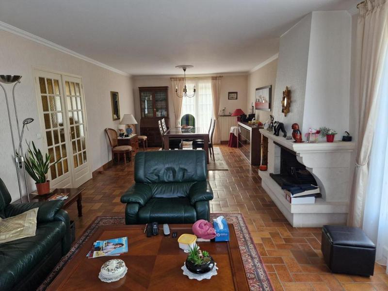 Maison - 174 m² - 6 pièces