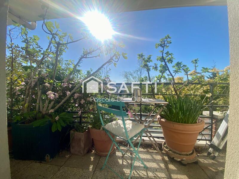 Maison - 104 m² - 5 pièces