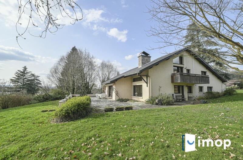 Maison d'architecte - 218 m² - 5 pièces
