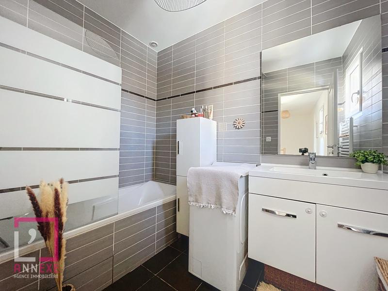 Maison - 81 m² - 4 pièces