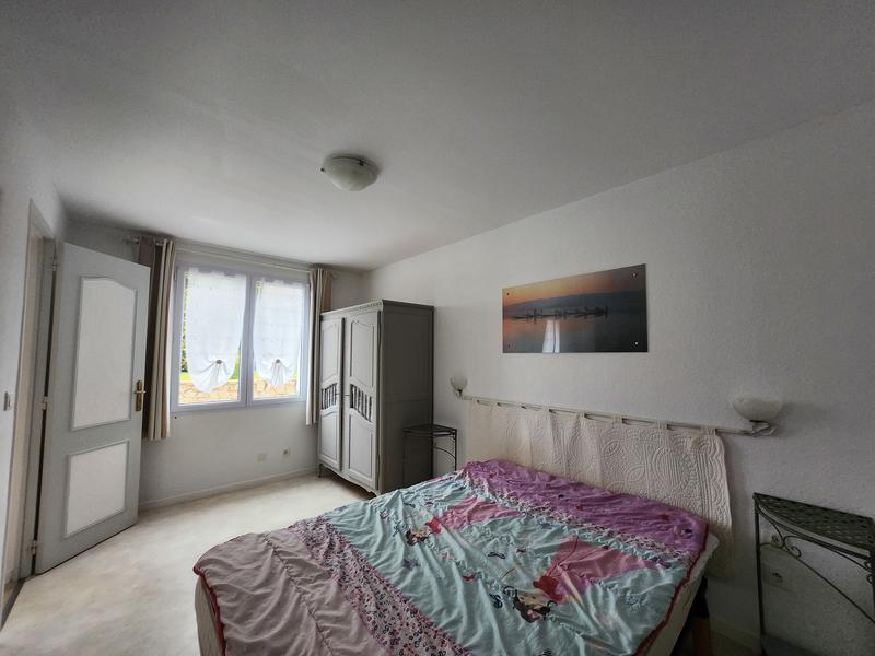 Maison - 175 m² - 9 pièces