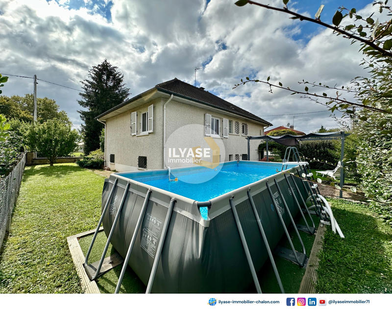 Maison - 121 m² - 5 pièces