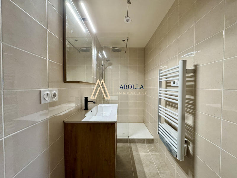 Immeuble - 112 m² - 3 pièces