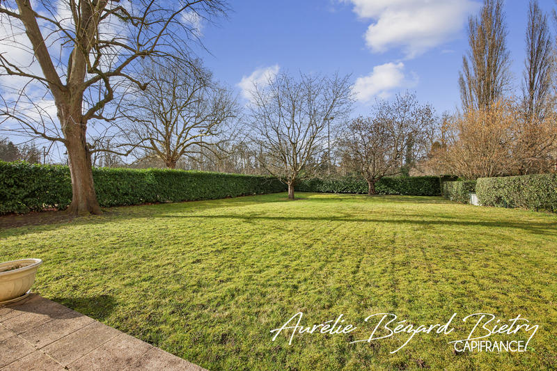 Appartement - 167 m² - 6 pièces