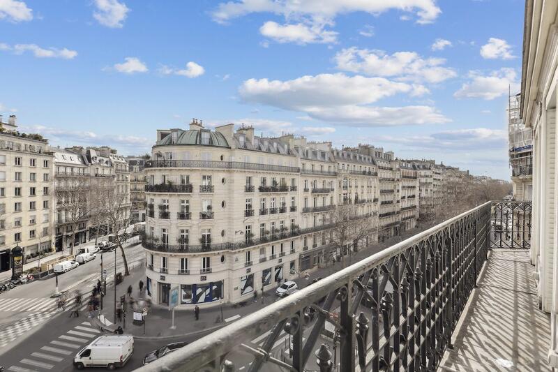 Appartement - 110 m² - 4 pièces