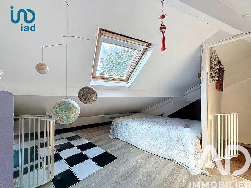 Maison - 80 m² - 5 pièces