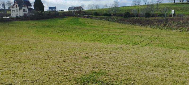 Terrain agricole - 8 400 m²