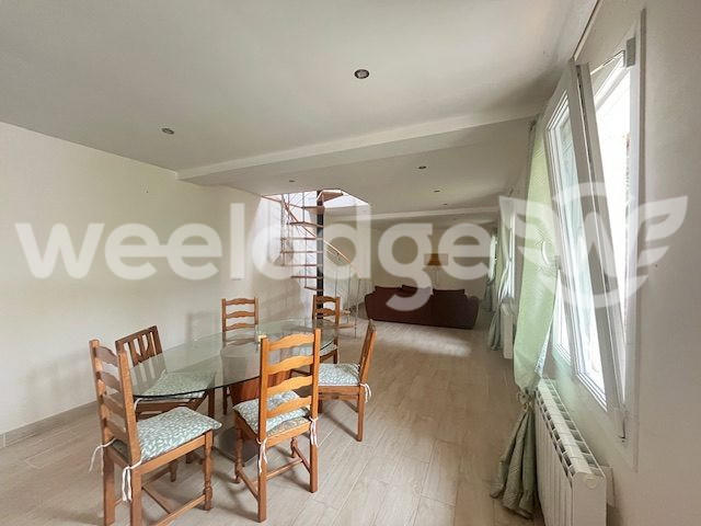 Maison - 100 m² - 6 pièces