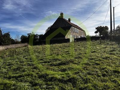 Propriété - 125 m² - 9 pièces