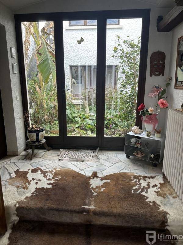 Maison d'architecte - 330 m² - 14 pièces