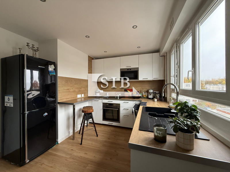 Appartement - 75 m² - 4 pièces