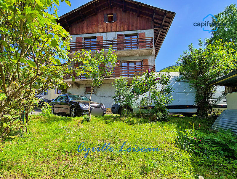 Maison - 177 m² - 6 pièces