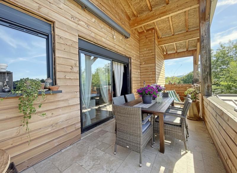 Maison - 107 m² - 6 pièces