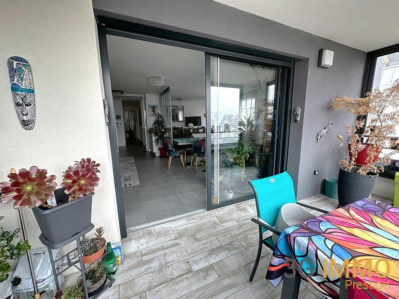 Appartement - 82 m² - 3 pièces