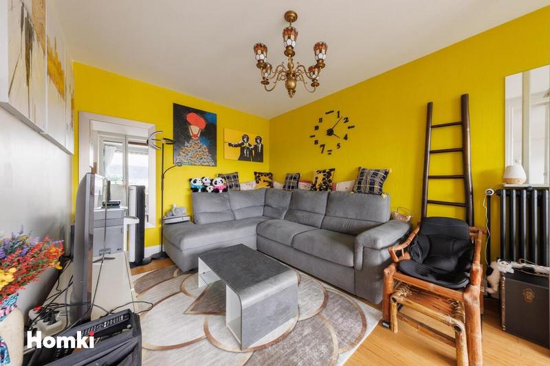 Appartement - 140 m² - 5 pièces