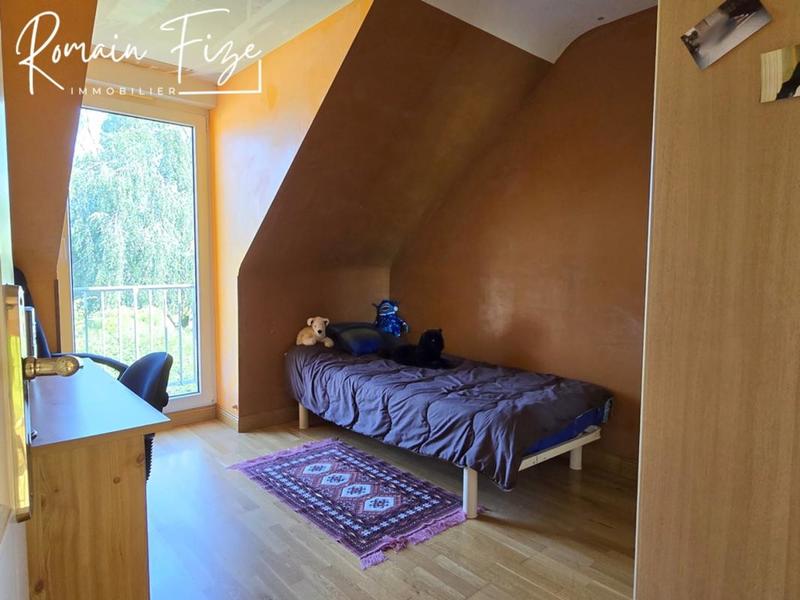 Maison - 300 m² - 7 pièces