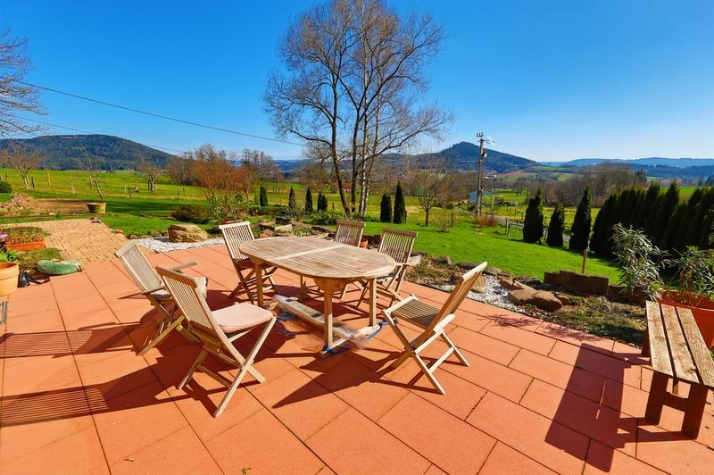 Maison - 198 m² - 8 pièces