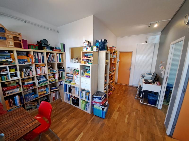 Local d'activités - 64 m²