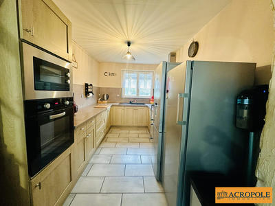 Maison - 76 m² - 5 pièces