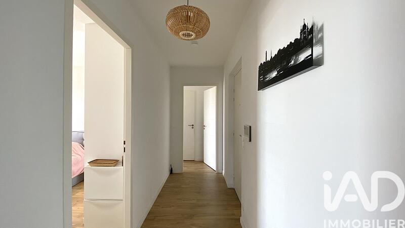 Appartement - 80 m² - 4 pièces