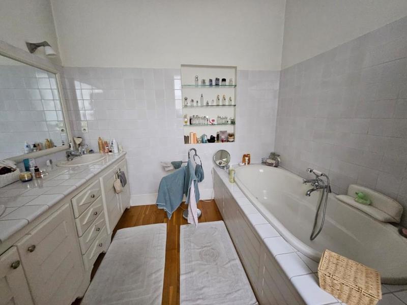 Maison - 150 m² - 7 pièces