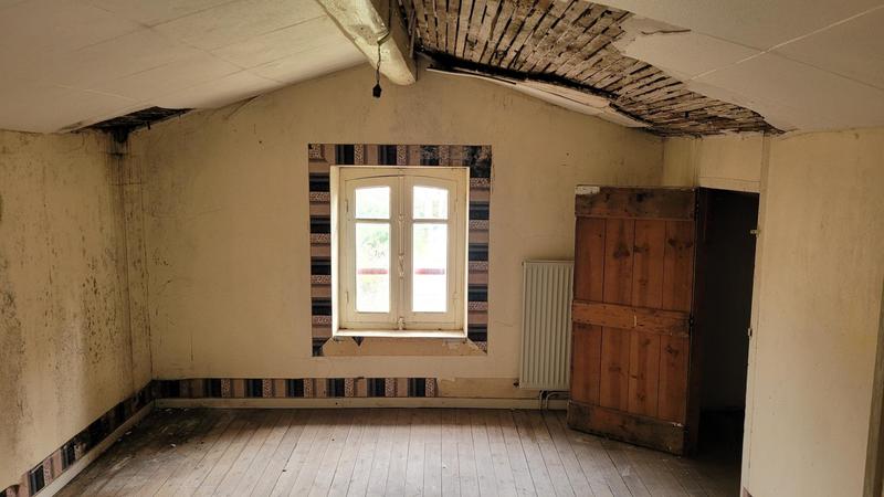 Maison - 102 m² - 7 pièces