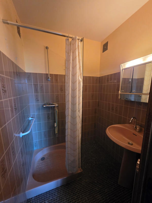 Maison - 254 m² - 8 pièces