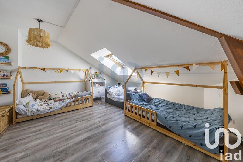 Appartement - 90 m² - 4 pièces