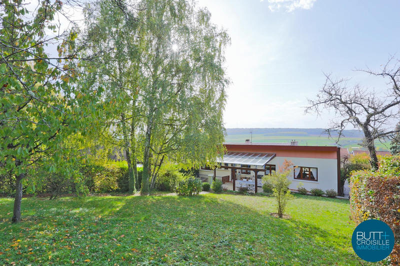 Maison - 192 m² - 6 pièces