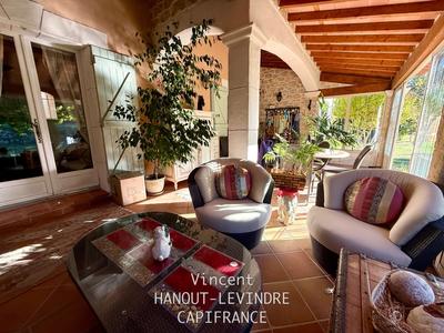 Maison - 314 m² - 11 pièces