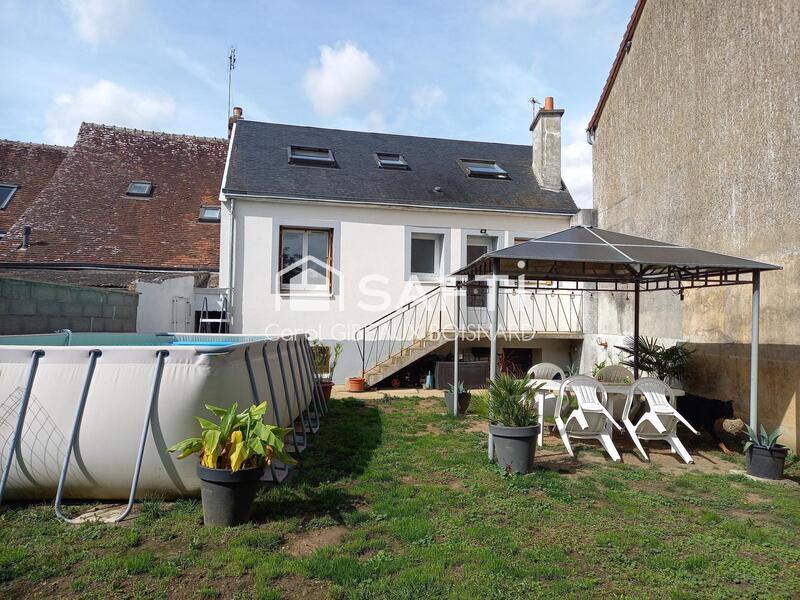 Maison - 111 m² - 5 pièces