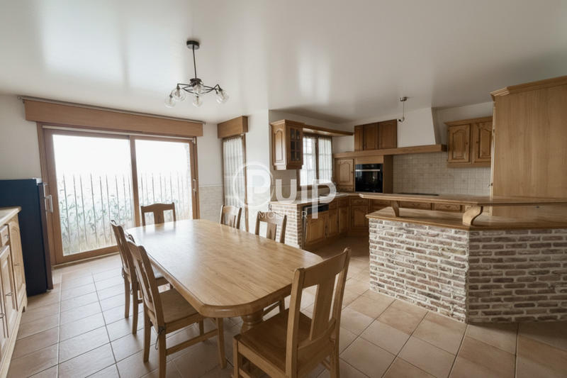 Maison - 111 m² - 6 pièces