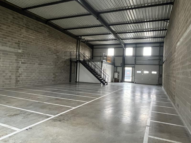 Local commercial - 306 m²