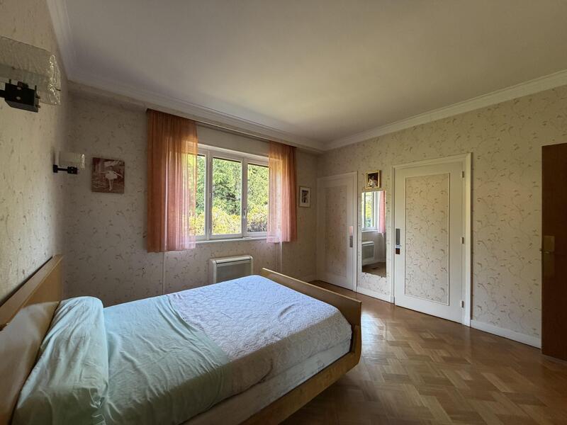 Maison ancienne - 200 m² - 5 pièces