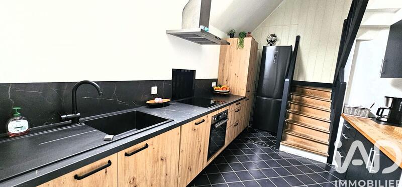 Maison - 97 m² - 5 pièces