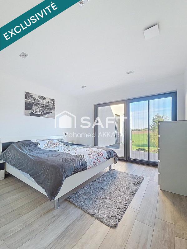 Maison - 260 m² - 9 pièces