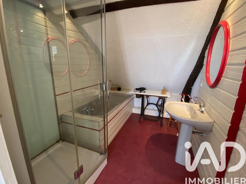 Maison - 253 m² - 10 pièces