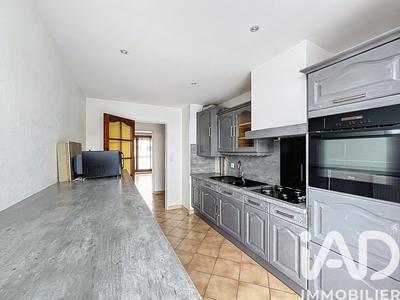 Appartement - 88 m² - 5 pièces