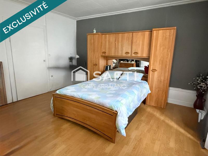 Appartement - 166 m² - 6 pièces