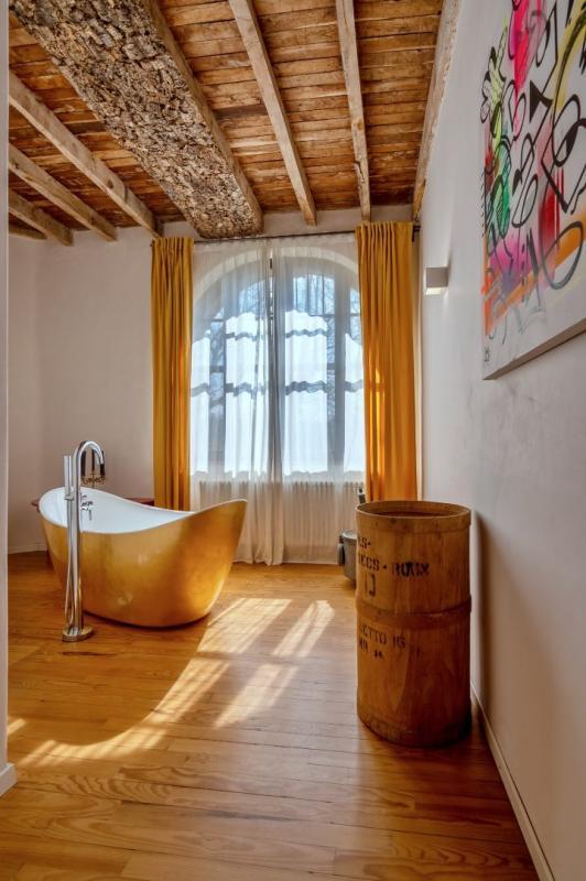 Château - 1 200 m² - 35 pièces