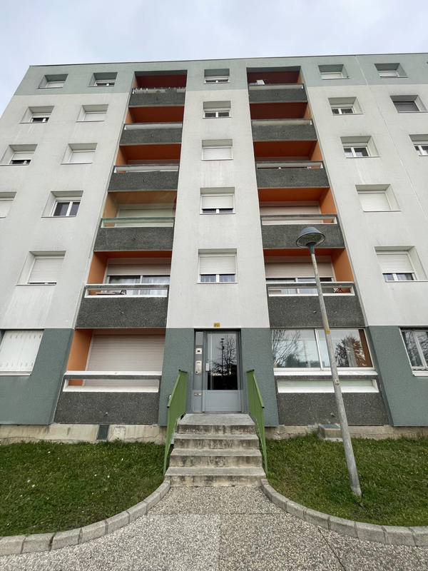 Appartement - 76 m² - 4 pièces