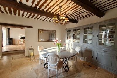 Maison - 285 m² - 9 pièces