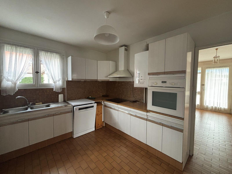 Maison - 100 m² - 6 pièces