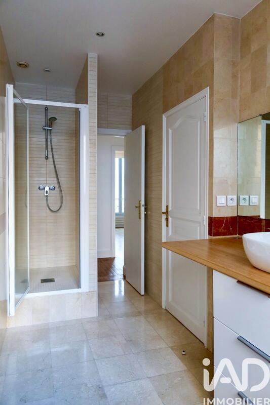 Appartement - 75 m² - 3 pièces