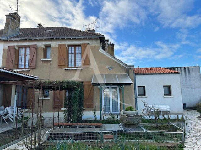 Maison - 74 m² - 4 pièces