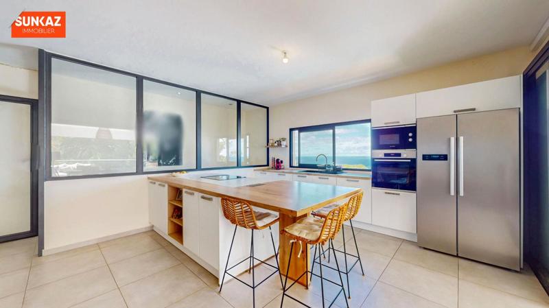 Maison - 160 m² - 5 pièces