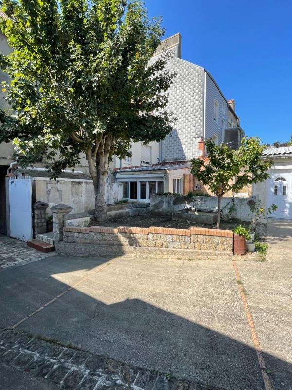 Maison - 177 m² - 5 pièces