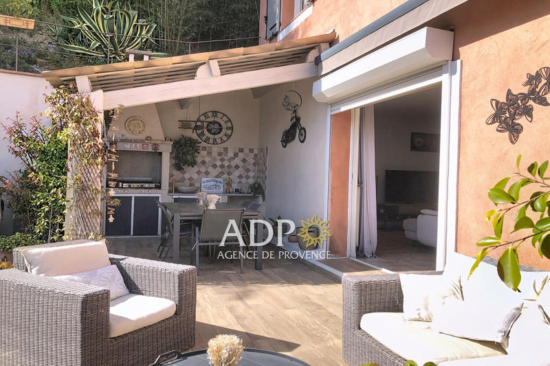 Maison - 148 m² - 6 pièces