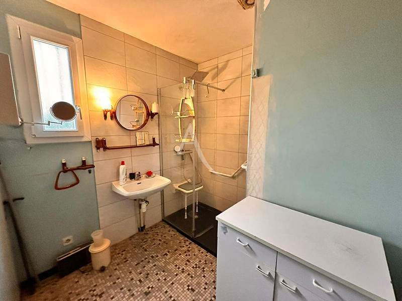 Maison - 93 m² - 4 pièces