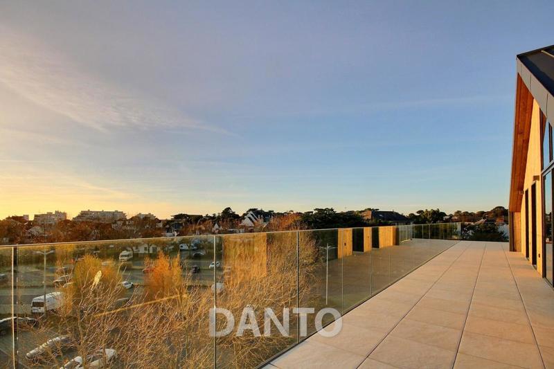 Penthouse - 152 m² - 5 pièces